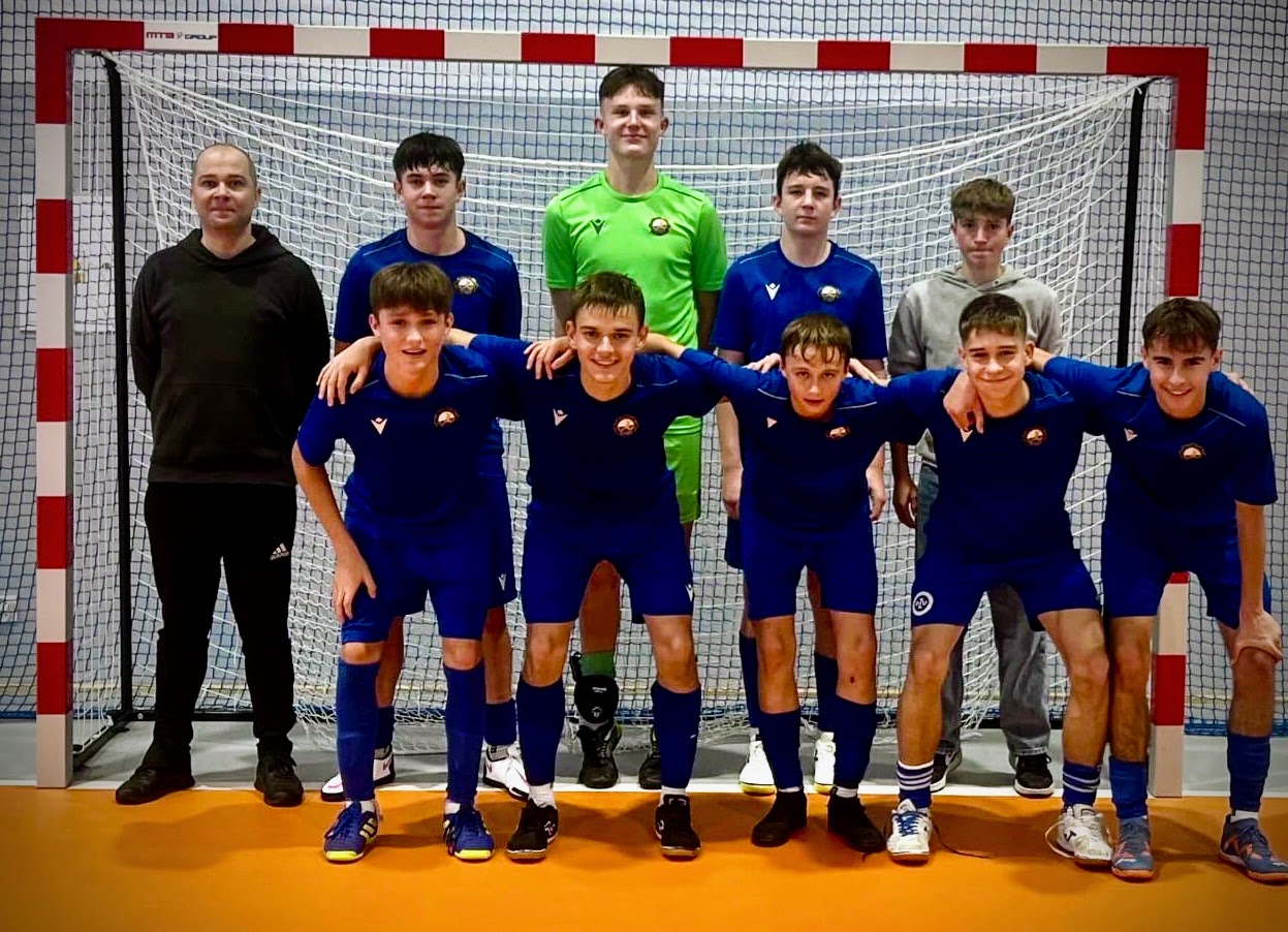 Juniorzy z awansem do drugiej rundy futsalowych Mistrzostw Polski